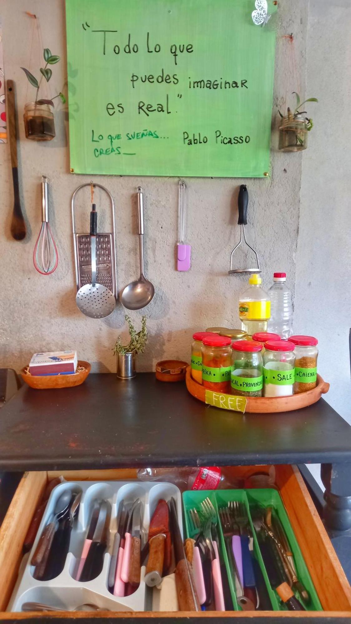 Huaka And Hostal