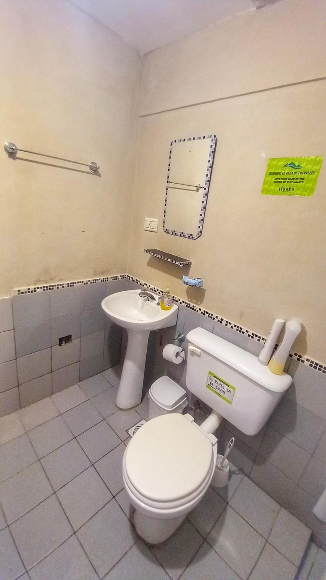 Hostel Huaka And *